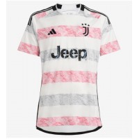 Juventus Andrea Cambiaso #27 Vonkajší futbalový dres 2023-24 Krátky Rukáv